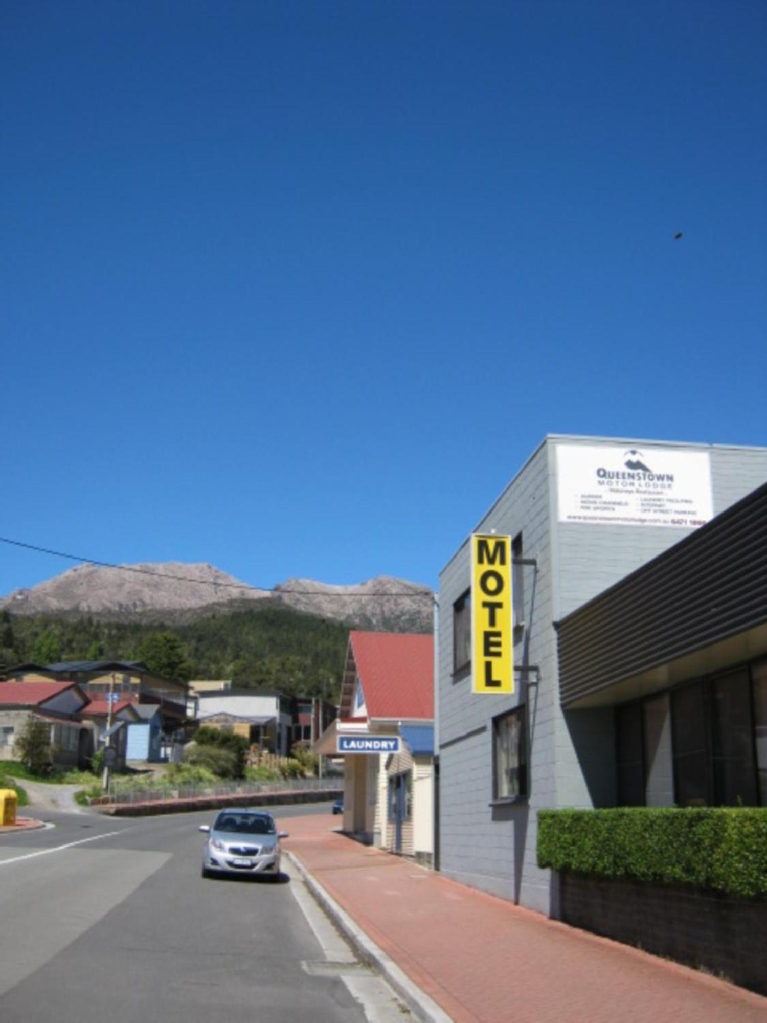 Queenstown Motor Lodge Екстериор снимка